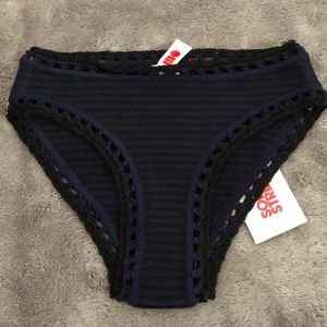 Solid & Striped the Dawn Crochet Bottom, size XS